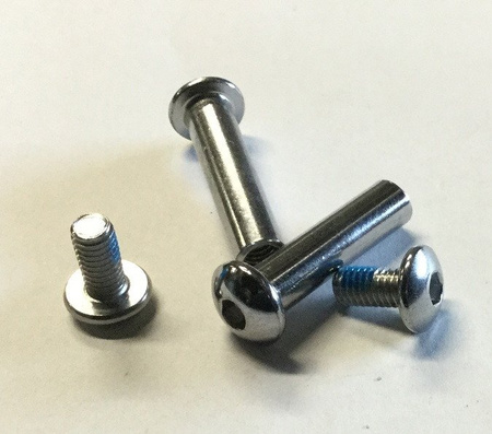 ŚRUBA POWERSLIDE DOUBLE AXLE UNITY FRAMES 940373
