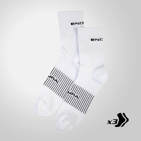 SKARPETY ROWEROWE ENDURA COOLMAX RACE (3-pak)  White